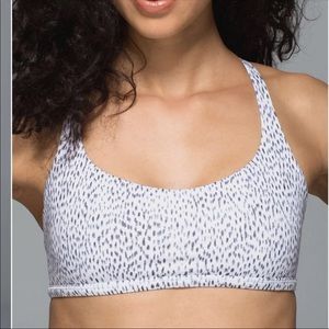 Lululemon Free To Be Wild Dottie Dash Bra 8